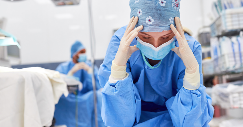 Now Polis says fix the border, as hospital struggles under 22,000 migrant visits