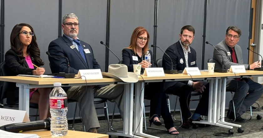 Candidates quizzed on new issues in Douglas County GOP Women’s forum; Flora wins 64% of straw poll vote