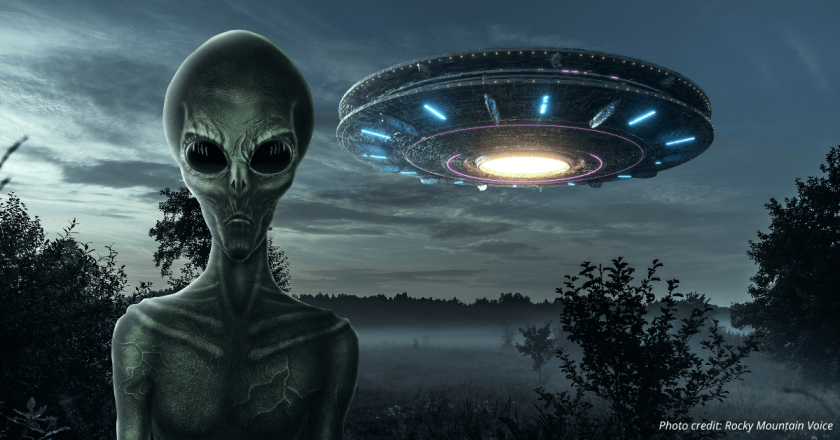 Internet reacts to viral clip of alleged UFO sighting near Red Rocks