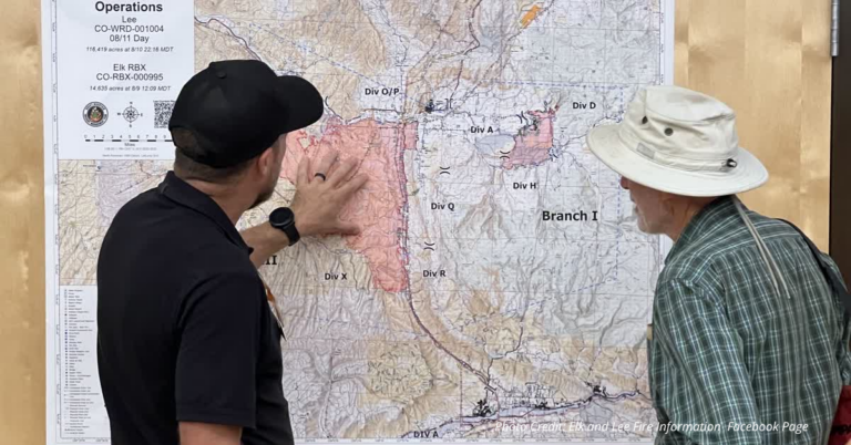 Colorado map showing Lee Fire perimeter near Meeker