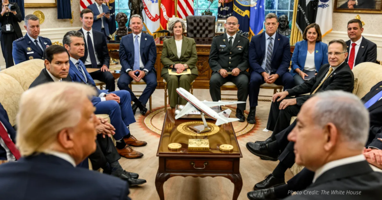 Trump and the Israeli PM at a peace meeting.