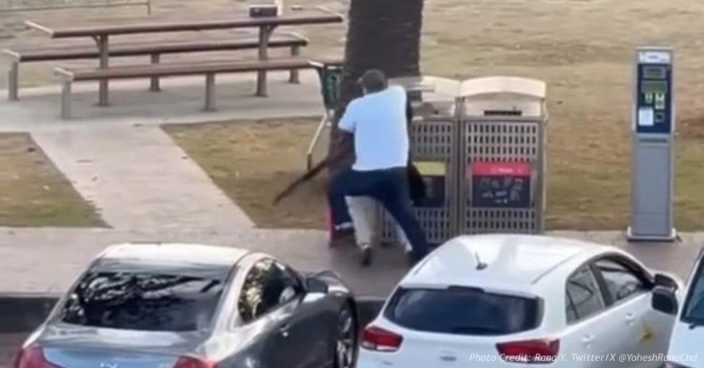Civilian intervenes during Bondi Beach attack in Sydney